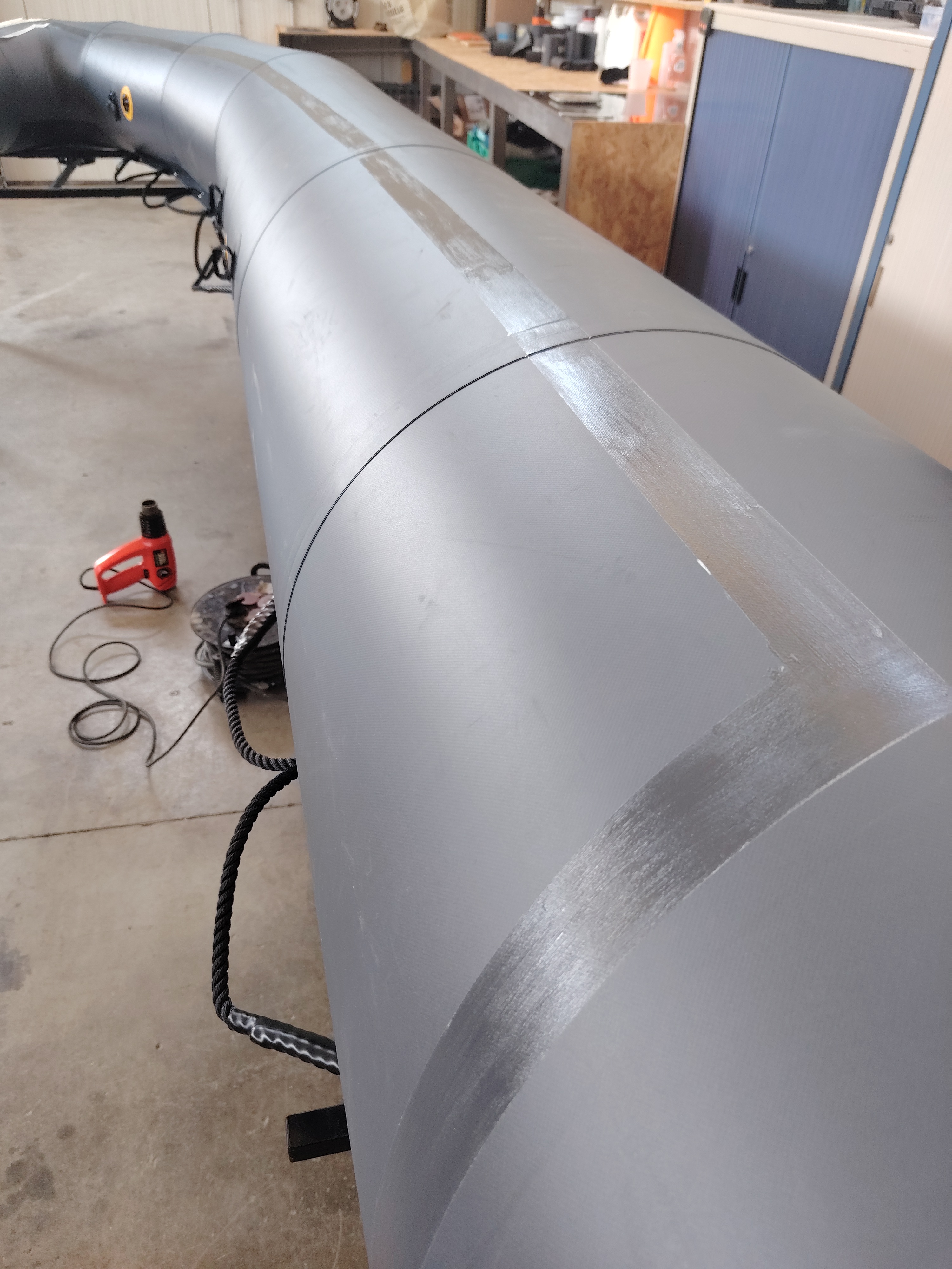 Retubing semi-rigide - Préparation avant mise en place du nouveau flotteur PVC